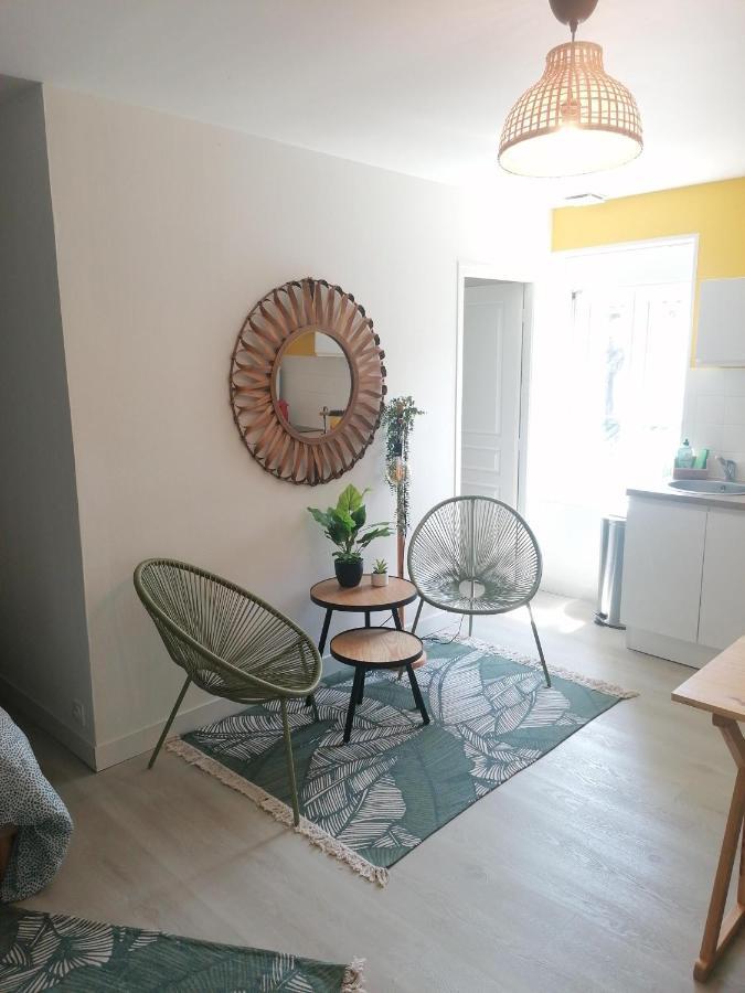 Apartament Le Studio Vert Climatise Situe 10 Min De Blaye Et De Sa Citadelle Eyrans-de Soudiac Zewnętrze zdjęcie